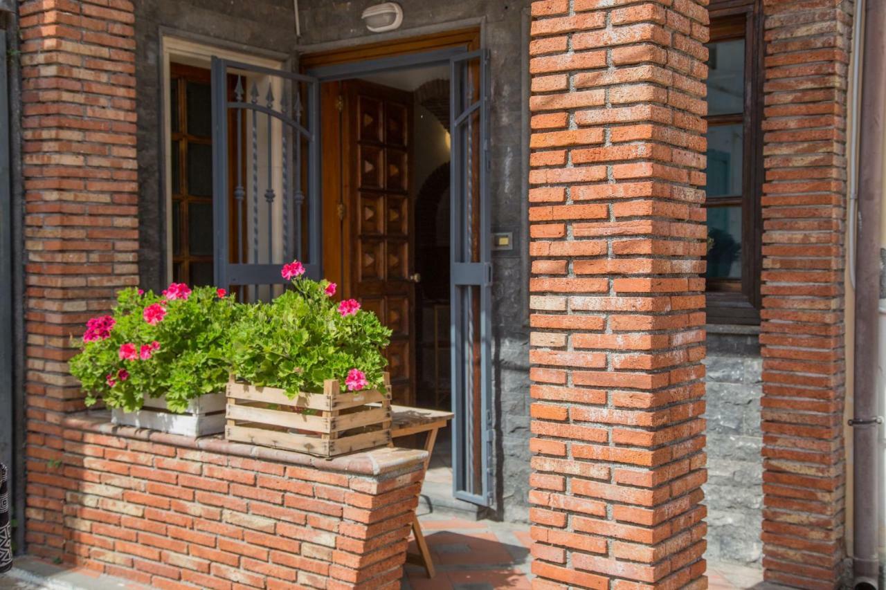 La Casa Di Iside A Mare Apartment Catania Ngoại thất bức ảnh
